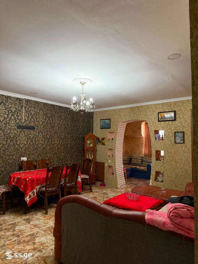 5-Room Apartment For Sale In Kutaisi, Nikoloz Muskhelishvili St, 2 view 4