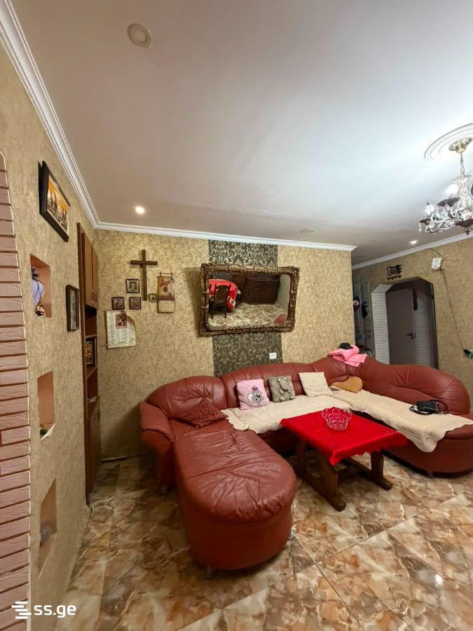 5-Room Apartment For Sale In Kutaisi, Nikoloz Muskhelishvili St, 2 view 5
