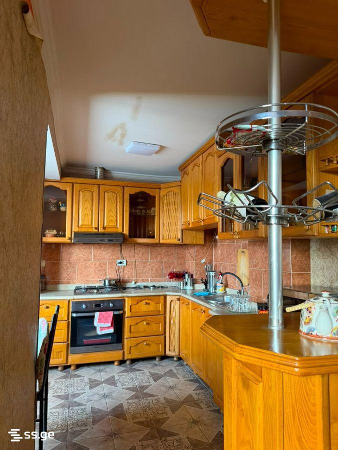 5-Room Apartment For Sale In Kutaisi, Nikoloz Muskhelishvili St, 2 view 8