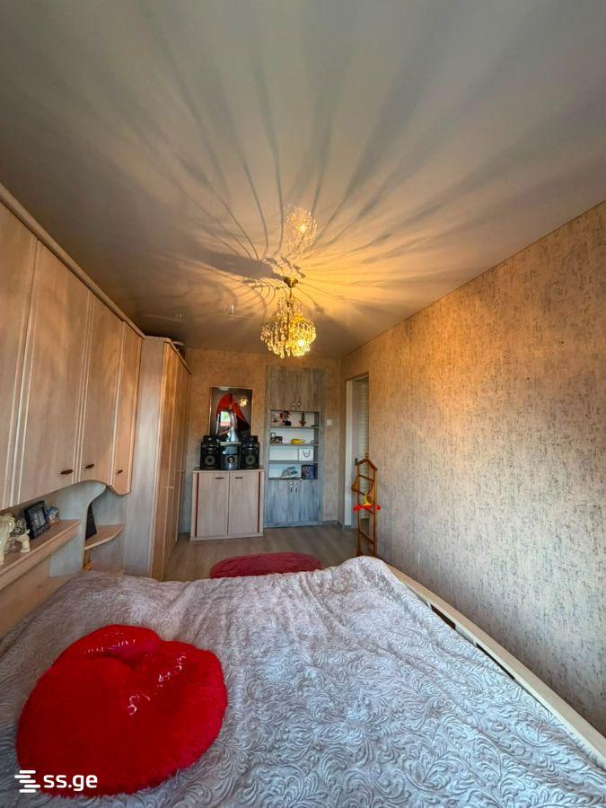 5-Room Apartment For Sale In Kutaisi, Nikoloz Muskhelishvili St, 2 view 15