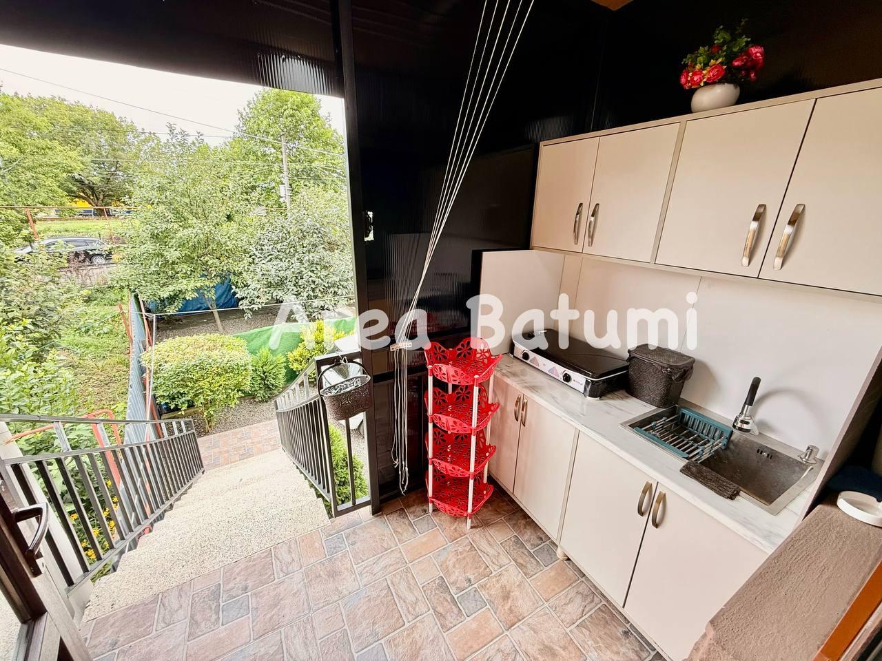 Studio Apartment For Rent In Batumi, Zakaria Chichinadze St, 1 view 6