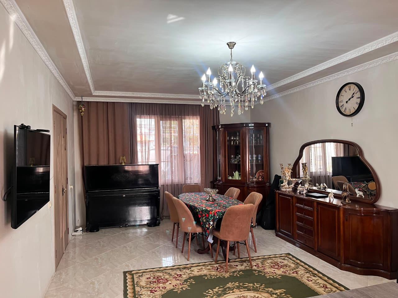 5-Room House For Rent In Batumi, Fridon Khalvashi Ave, 1 view 2