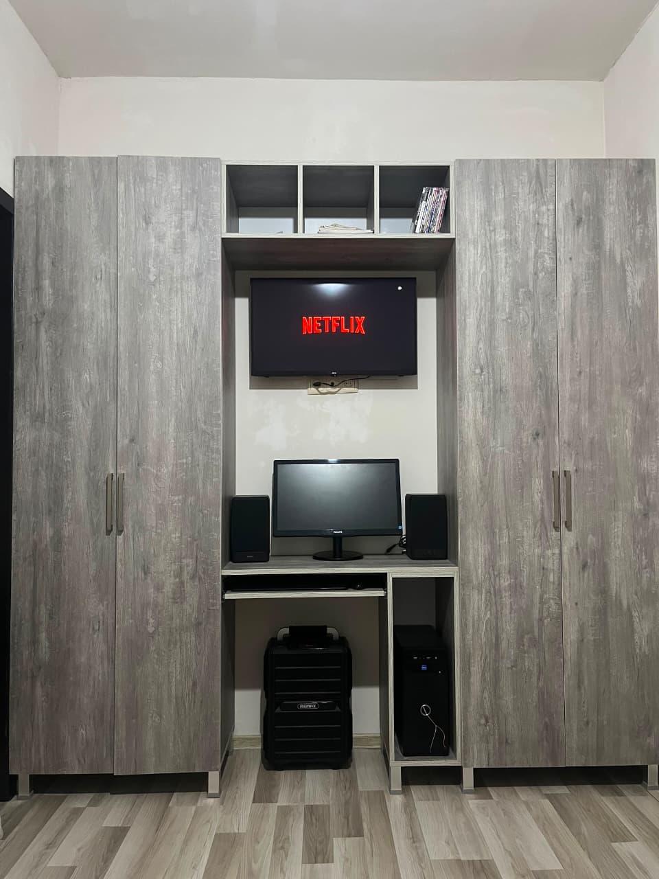 5-Room House For Rent In Batumi, Fridon Khalvashi Ave, 1 view 7