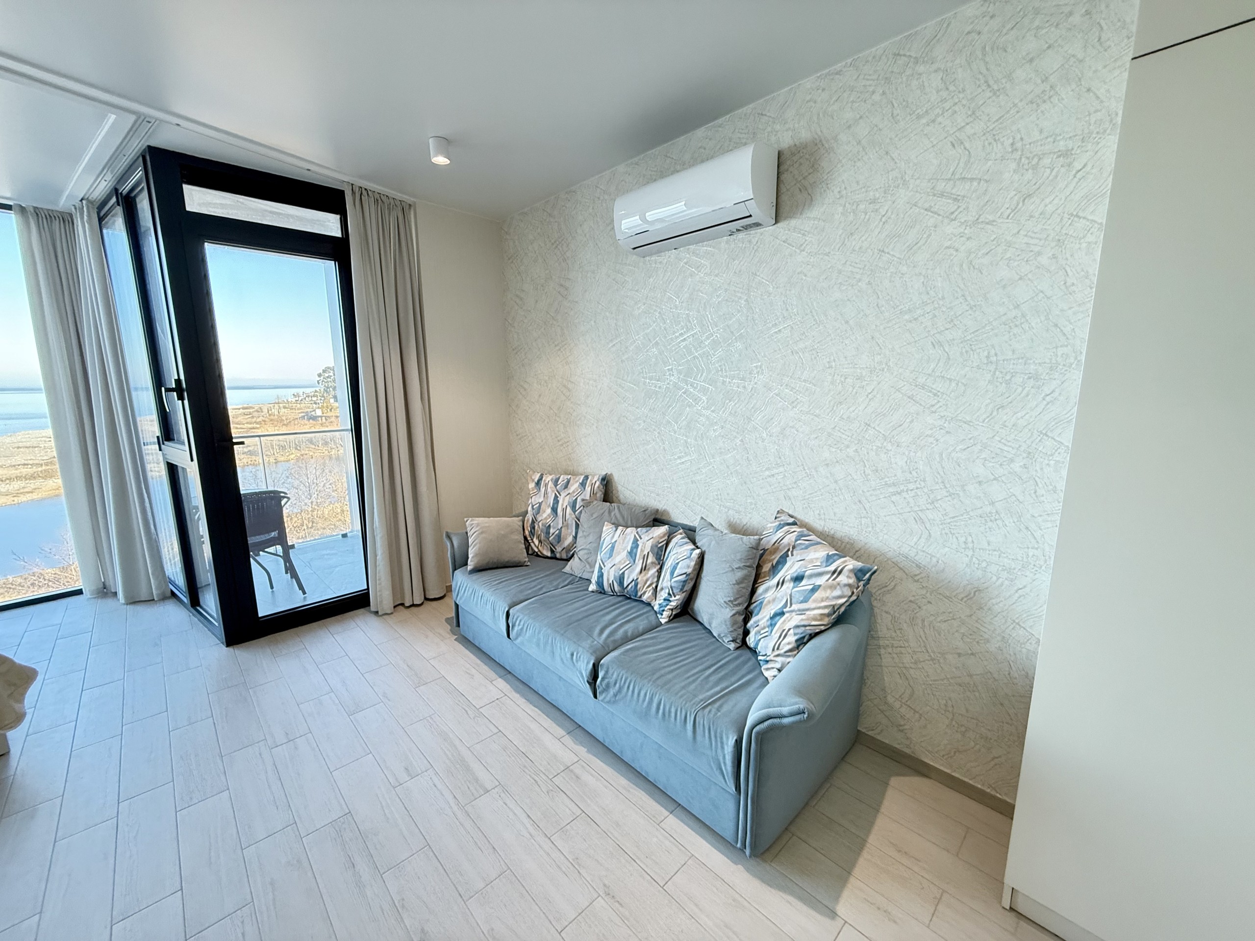 Studio Apartment For Sale view 16