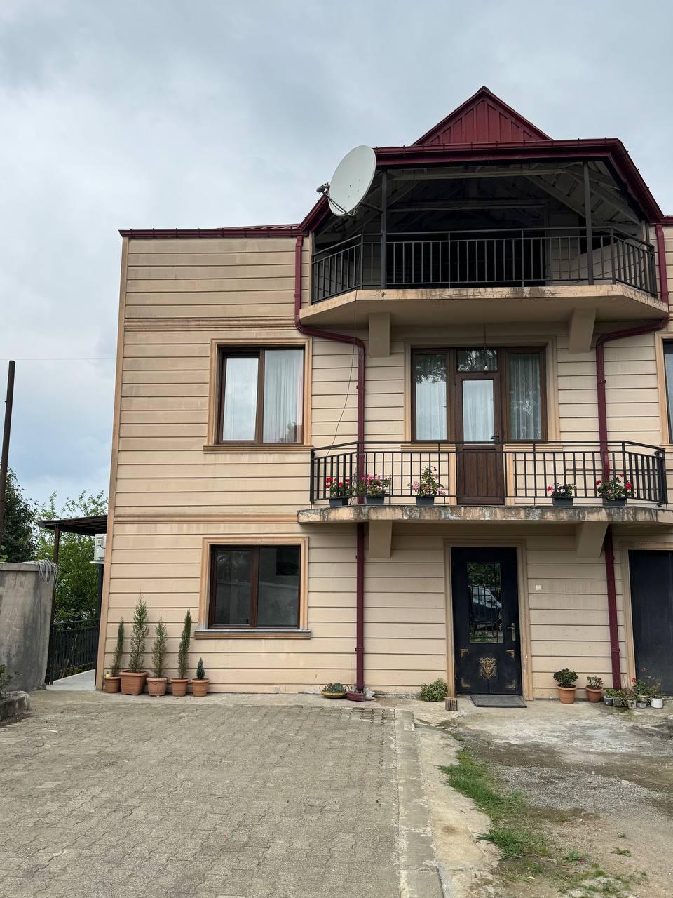 2-Room House In Batumi, Goderdzi Chokheli St, 71, 45 M², Is Available For Daily Rent For 70 ₾ view 1
