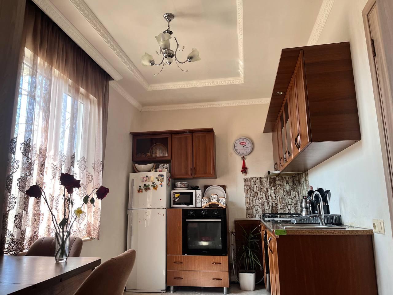 5-Room House For Rent In Batumi, Fridon Khalvashi Ave, 7 view 3