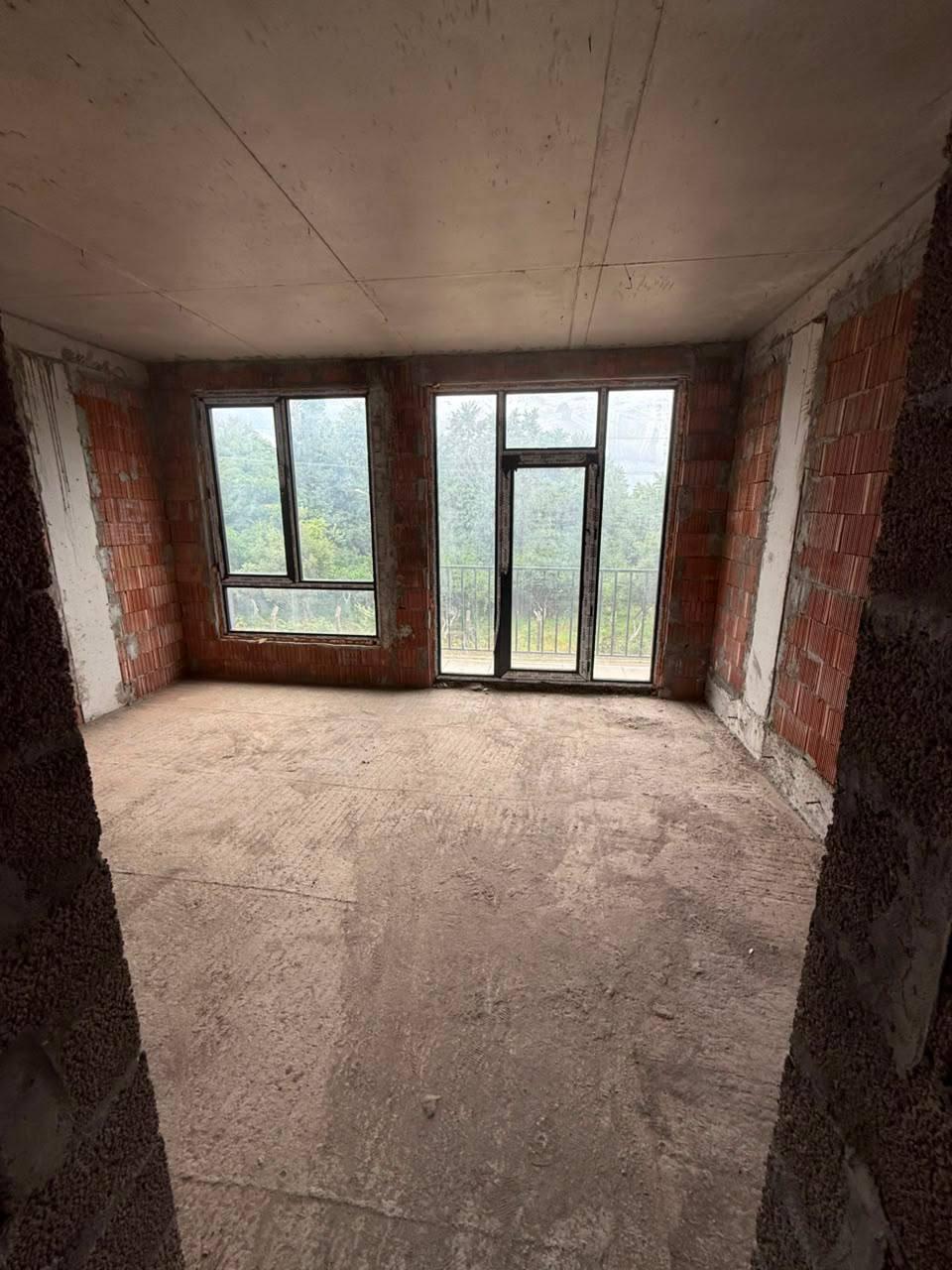 5-Room Penthouse Apartment For Sale In Batumi, Kakhi Kavsadze St, 1 view 4