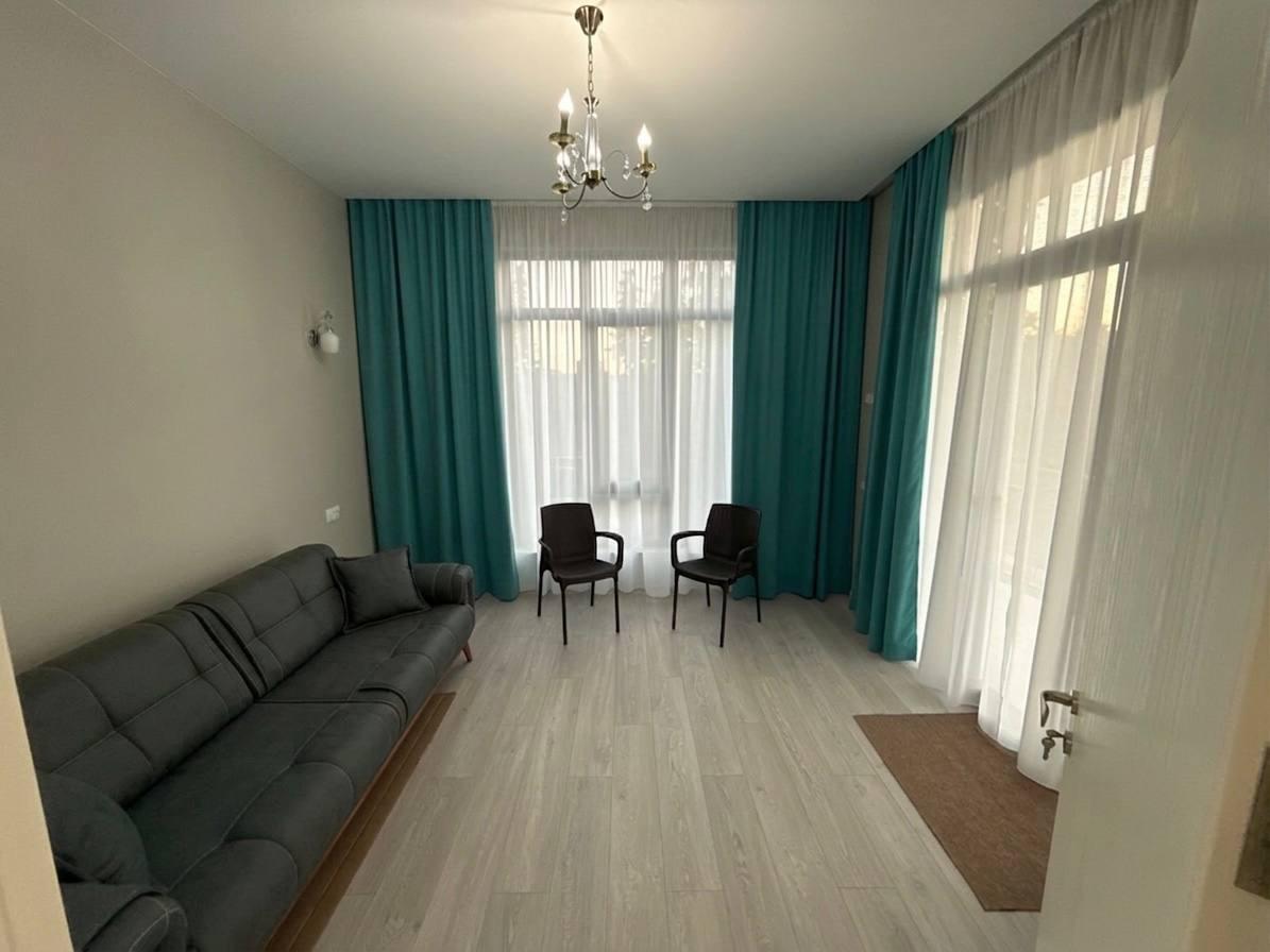6-Room House For Rent In Batumi, Shalva Nutsubidze St view 8