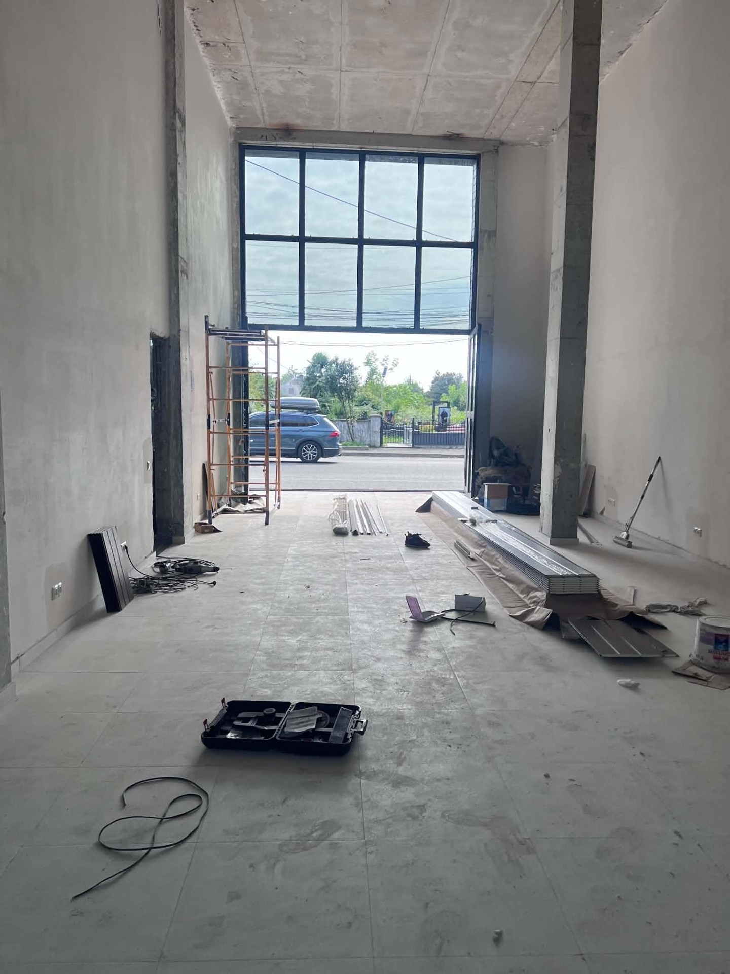 Commercial Property For Rent: 400 M² In Batumi, Fridon Khalvashi Ave, 55a – 8 000 ₾ view 2