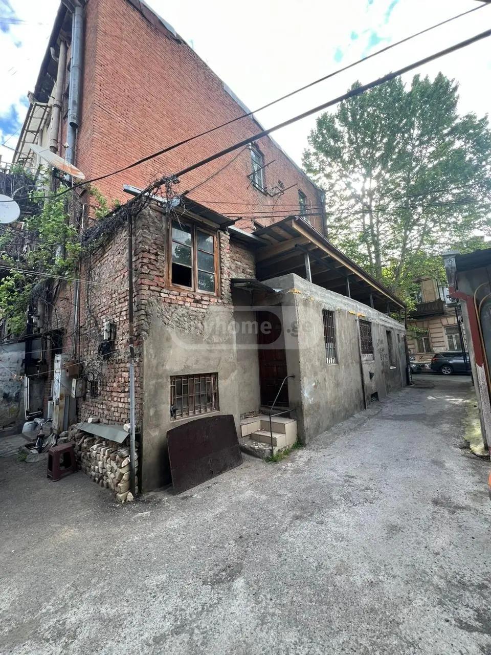 Giorgi Mazniashivili St: 4-Room Commercial Property, 100.0 M² | Korter.Ge view 2