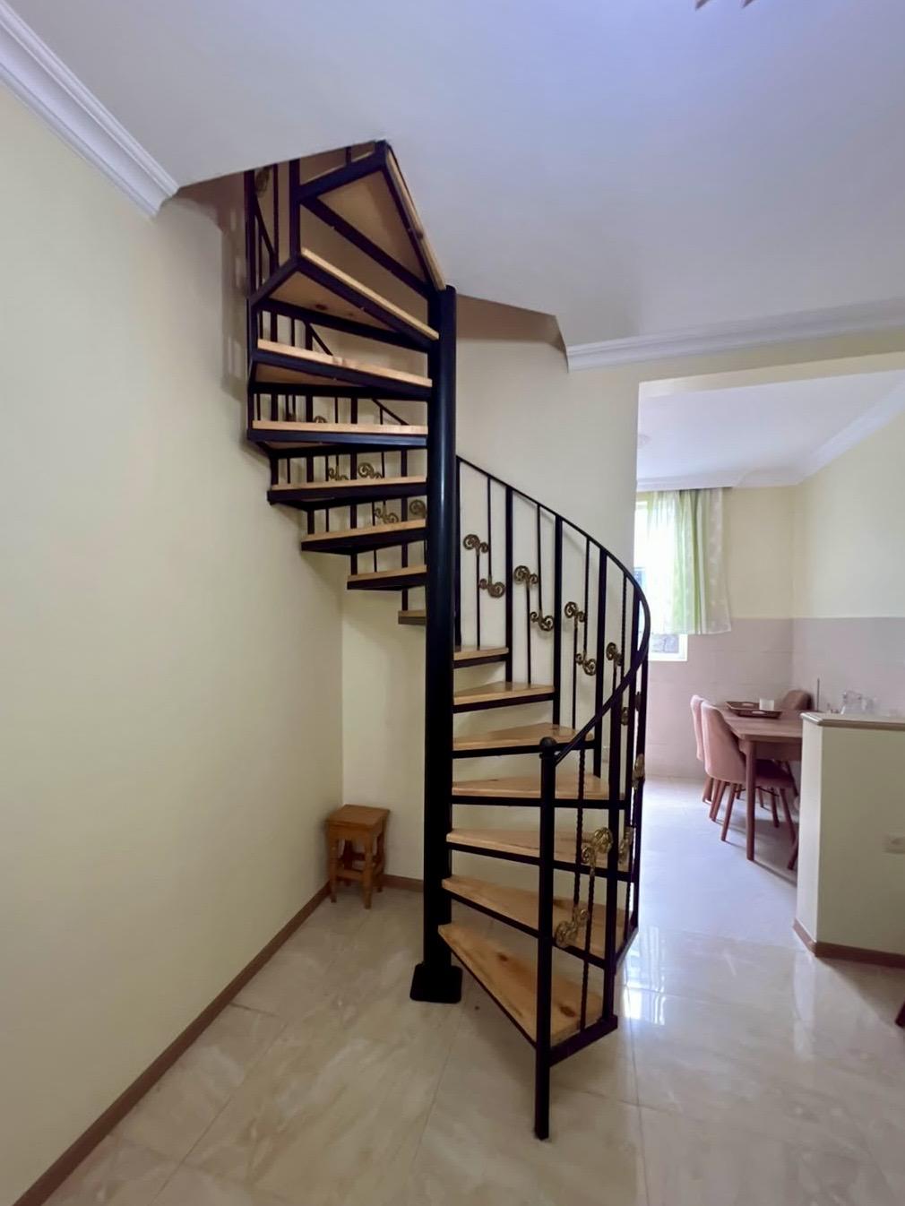 4-Room House For Rent In Batumi, Mikhail Lermontov St, 36 view 9