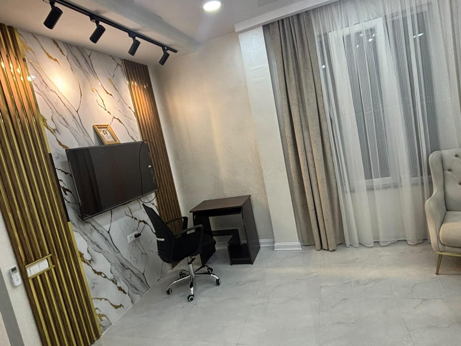 3-Room House For Rent In Batumi, Lado Asatiani Dead End, 24 view 2