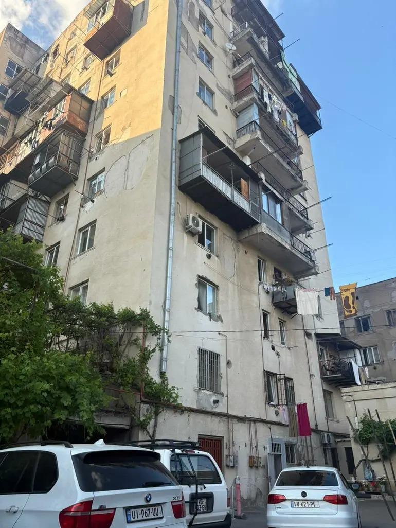 3-Zimmer-Wohnung, Chugureti