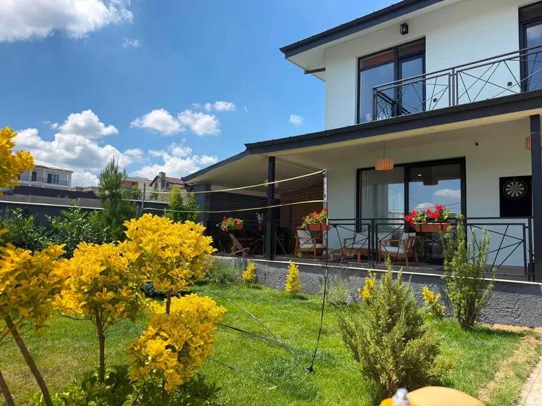 Ilia Chavchavadze St: 6-Room House, 220.0 M² | Korter.Ge view 15