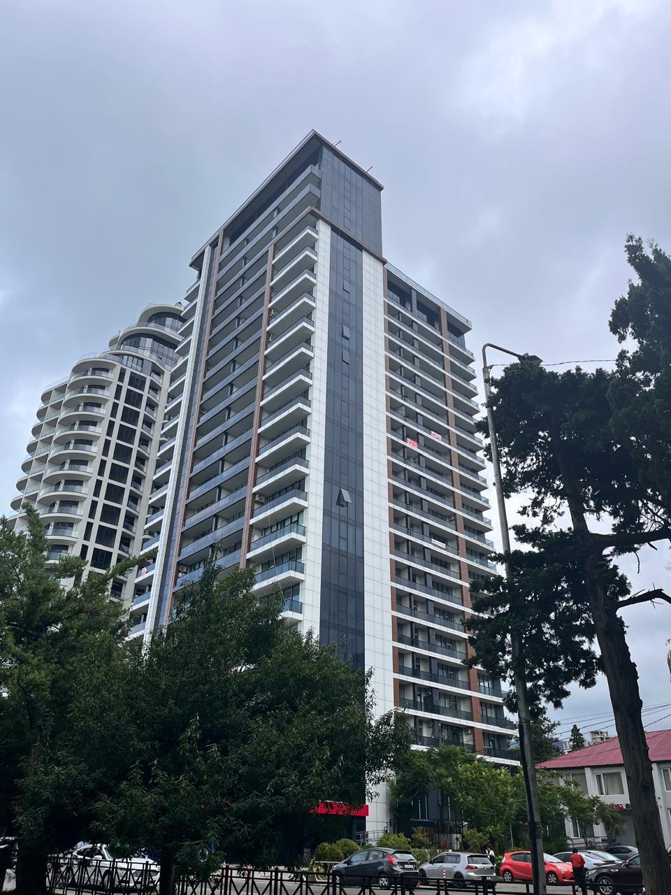 Studio Apartment For Sale view 4