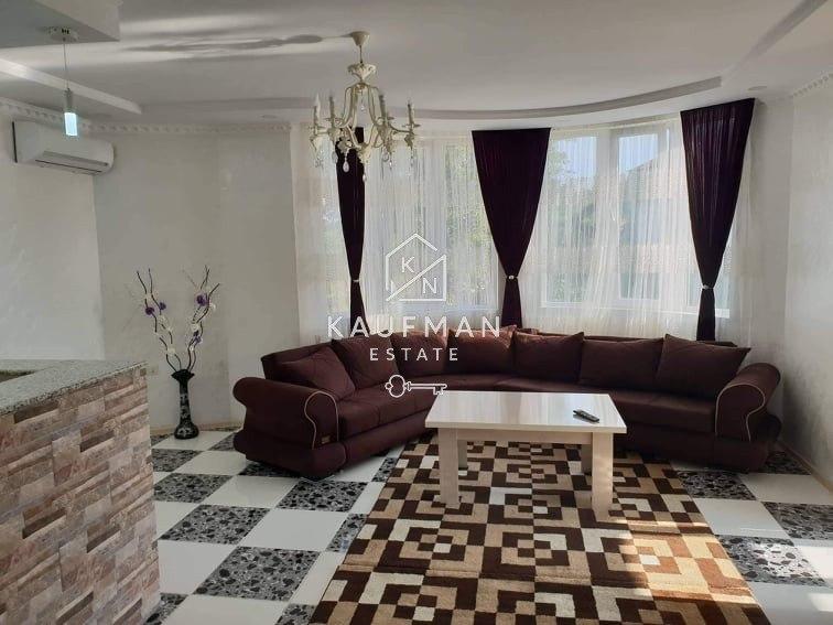 5-Room House For Rent In Batumi, Haidar Abashidze St, 1 view 7