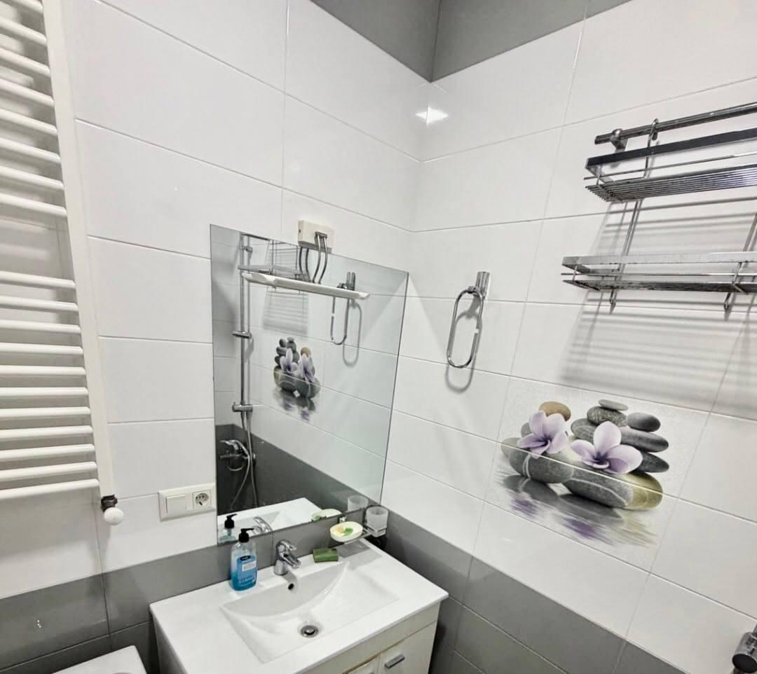 2-Room Apartment For Rent In Batumi, Vakhtang Gorgasali St, 128-134 view 2