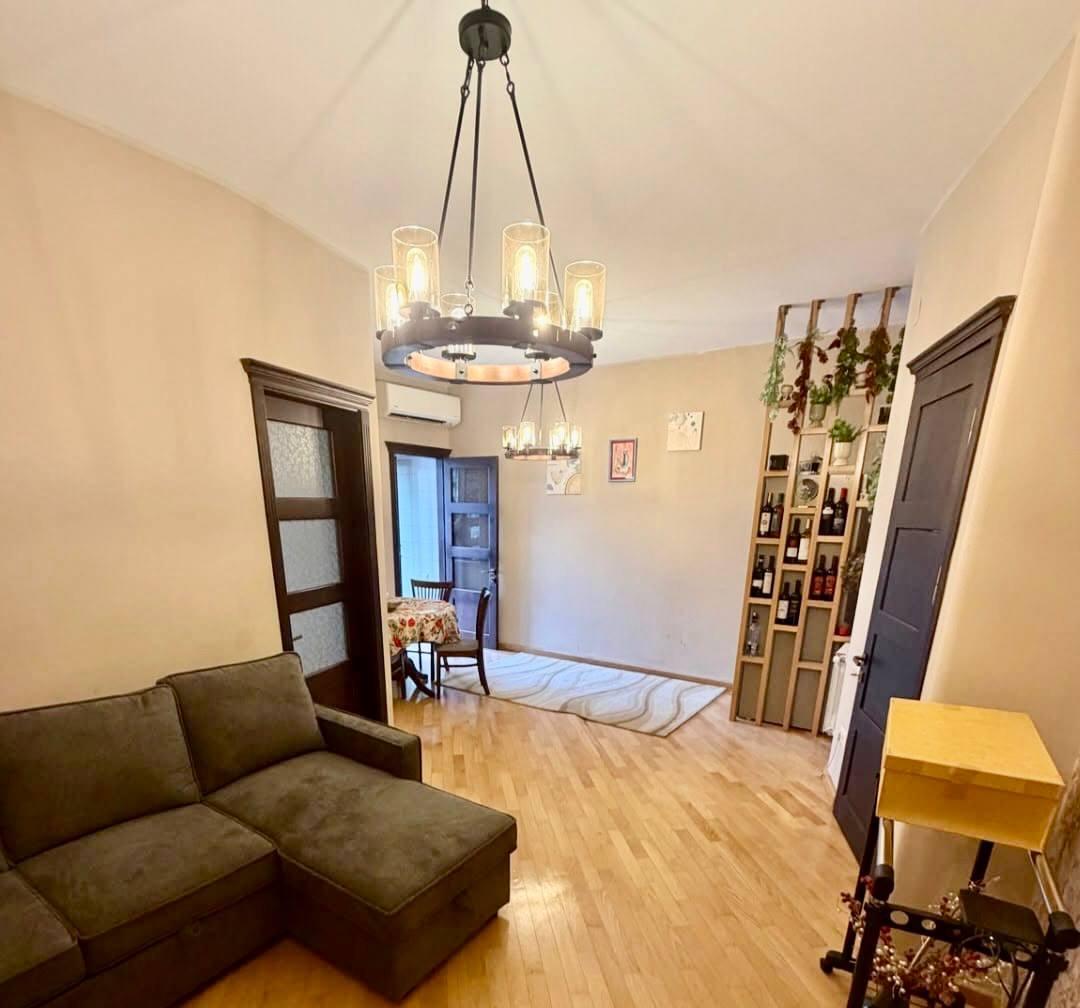 2-Room Apartment For Rent In Batumi, Vakhtang Gorgasali St, 128-134 view 1