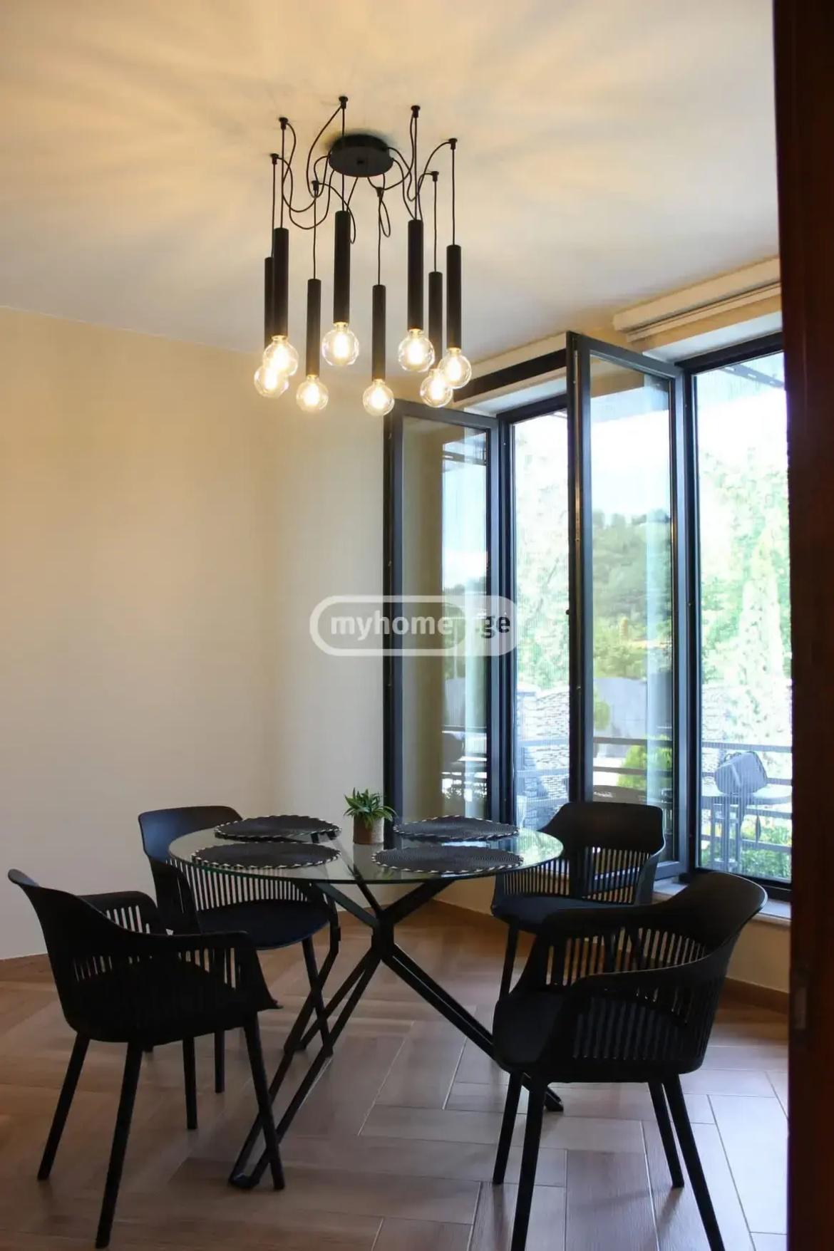 5-Room House In Kutaisi, Konstantine Leselidze 2nd Lane, 59, 200 M², Is Available For Daily Rent For 1 200 ₾ view 2