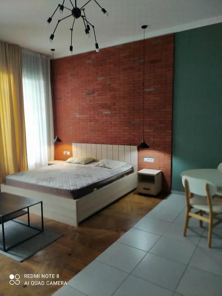 1-room apartment, Sololaki