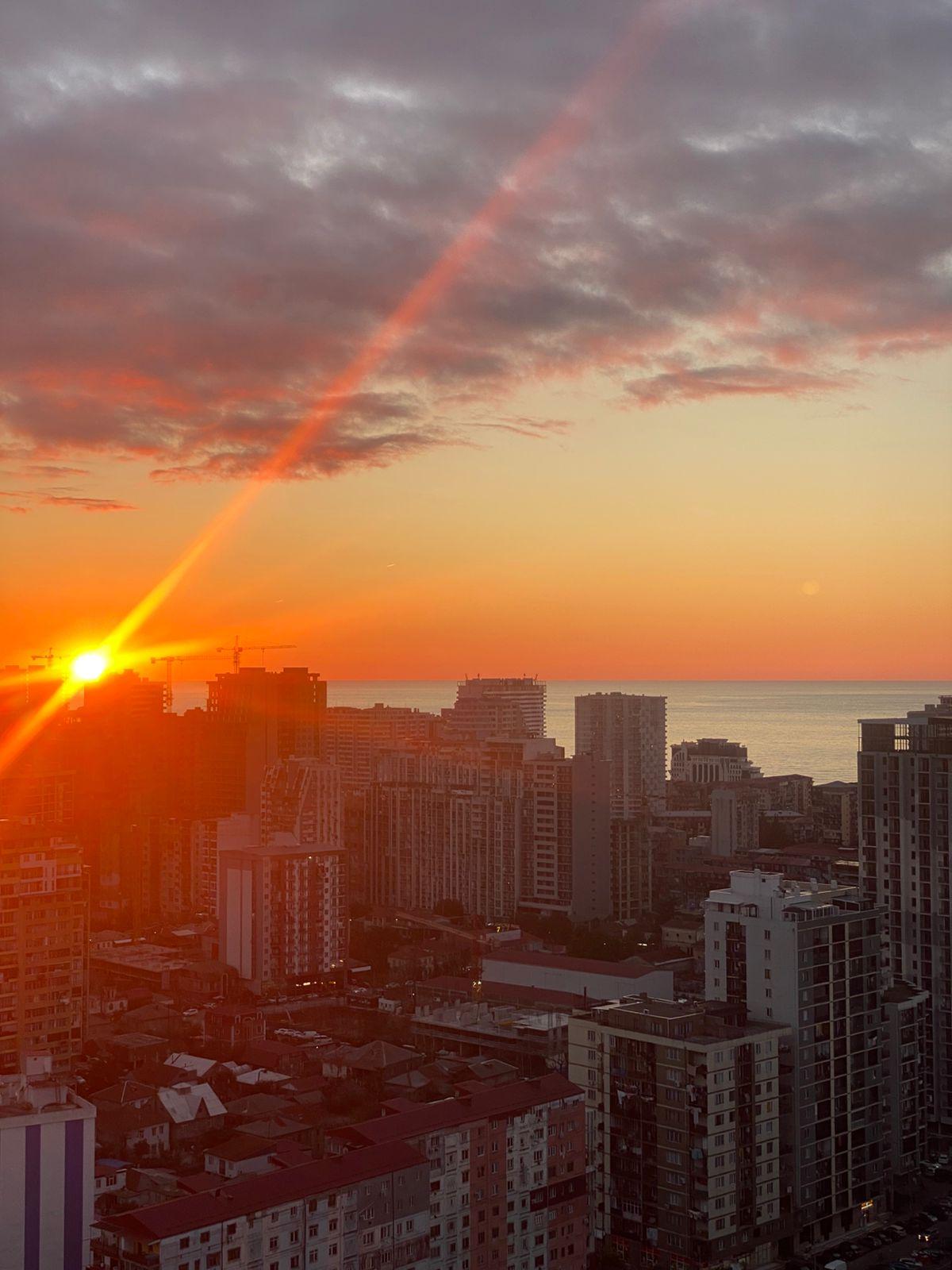 Studio Apartment For Sale view 7