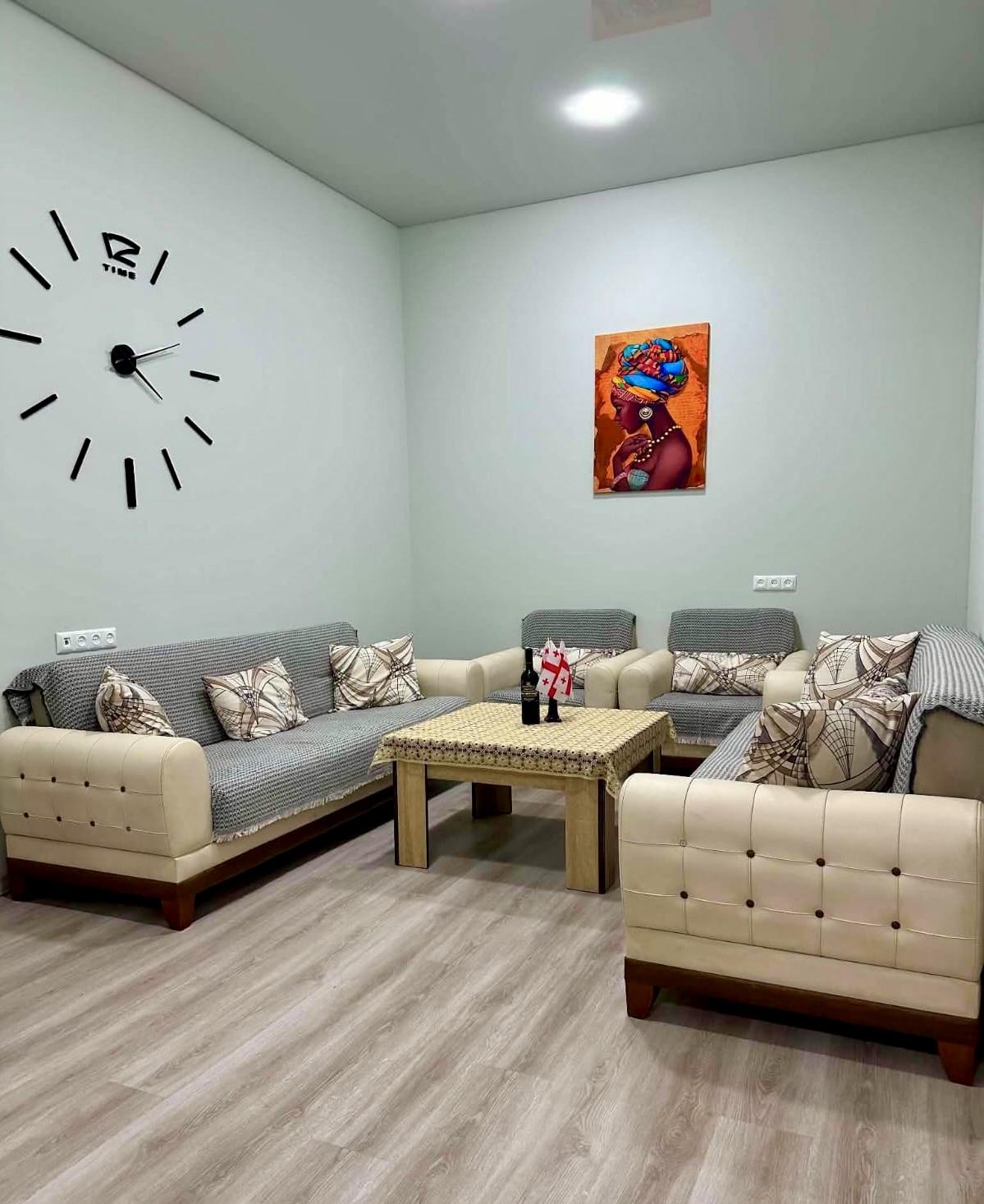 3-Room House For Rent In Batumi, Konstantine Gamsakhurdia St, 31 view 5