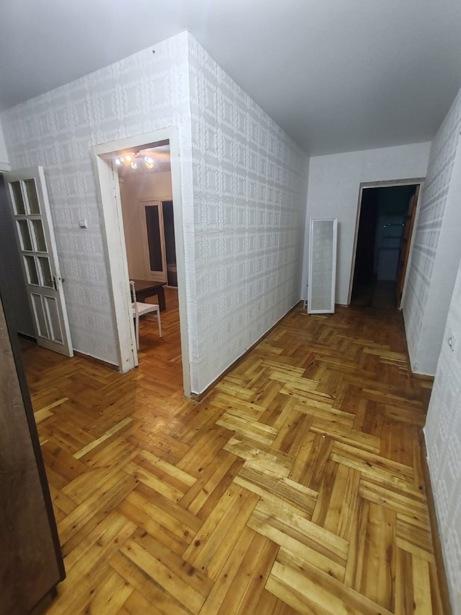 3-ოთახიანი ბინა, მირიან მეფის ქუჩა
