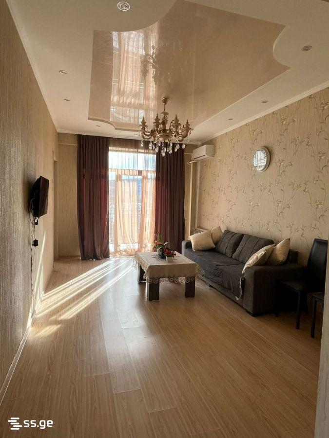 3-Room Apartment For Rent In Tbilisi, Mirian Mepe St, 104a view 3