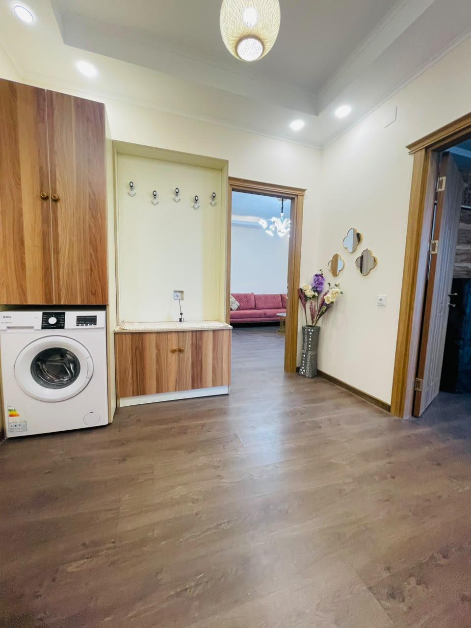5-Room Apartment For Daily Rent In Batumi, David Aghmashenebeli St, 107 M² — 330 ₾ Per Day view 6