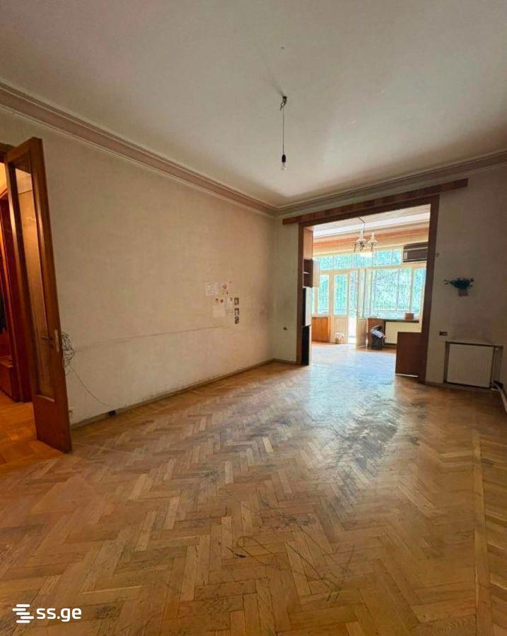 4 odalı ticari gayrimenkul, Saburtalo