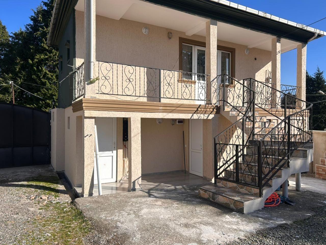 3-Room House For Rent In Batumi, Iusup Paghava St, 3 view 8