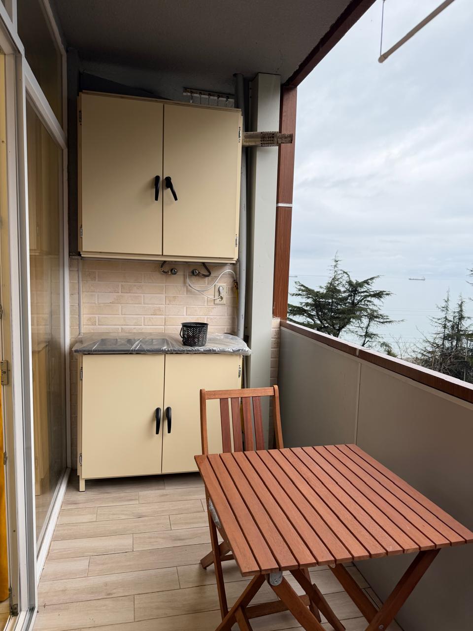 Studio Apartment For Rent In Batumi, Tamar Mepe Ave, 38 view 7