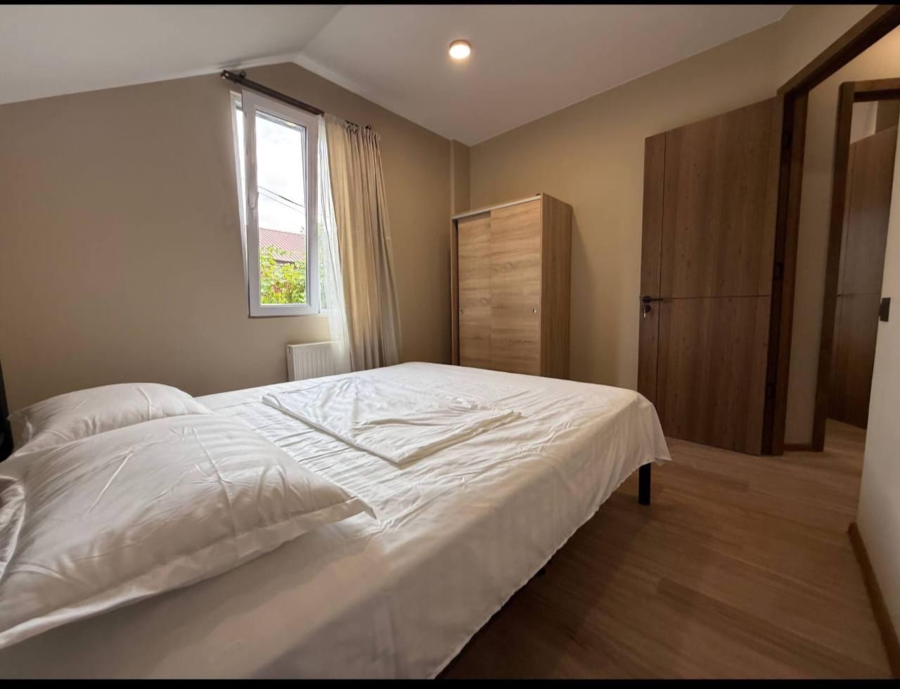 4-Room House For Rent In Batumi, Petre Melikishvili St, 30 view 1