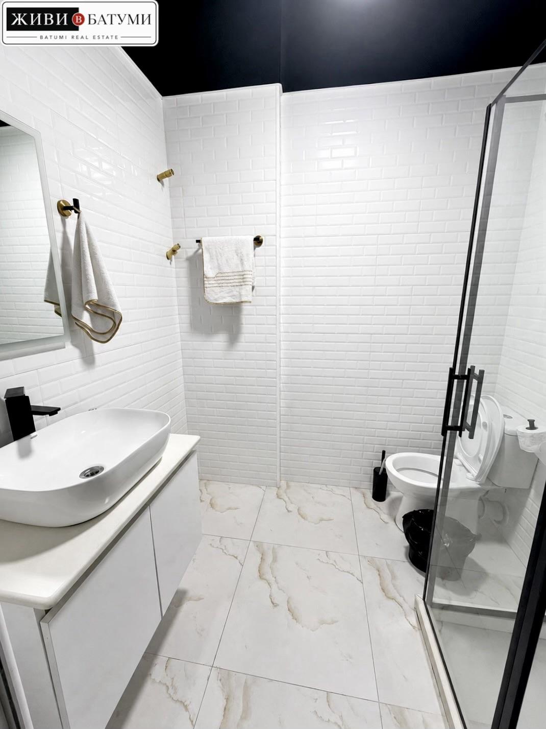 3-Room Apartment For Rent In Batumi, General Aslan Abashidze St, 25 view 1