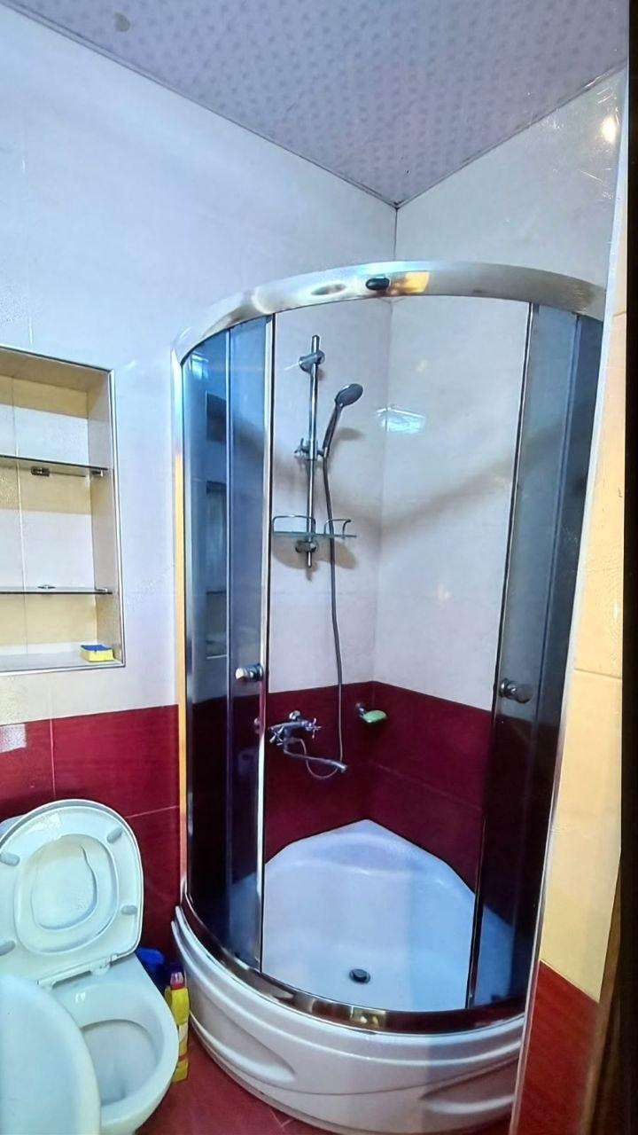 2-Room Apartment For Rent In Batumi, Tamar Mepe Ave, 2 view 4