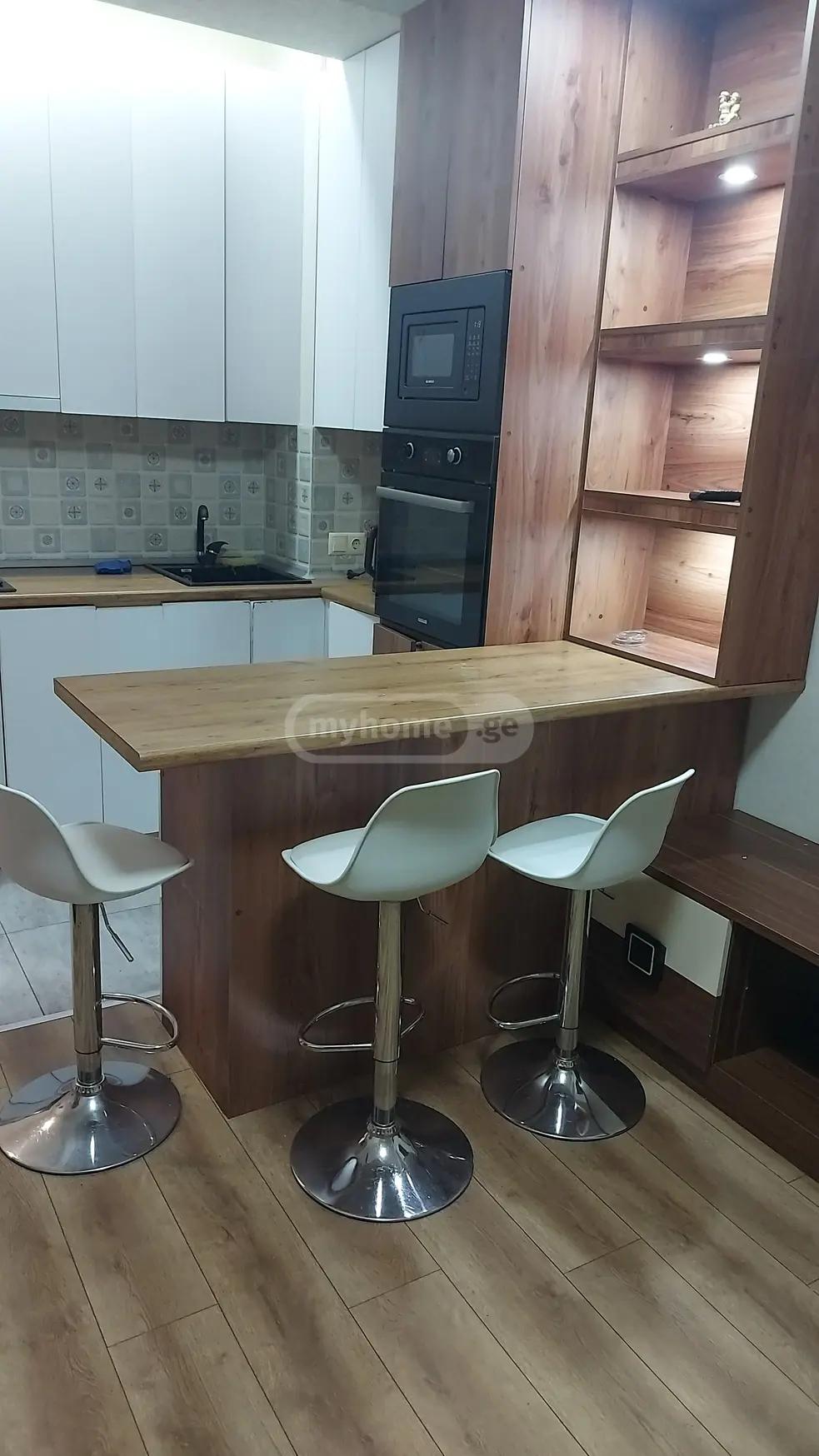 2-Room Apartment For Rent In Tbilisi, Mirian Mepe St, 40 view 2