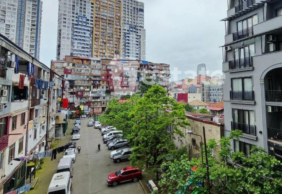 4-Room Apartment For Rent In Batumi, Alexander Pushkin St, 168 | Ivane Javakhishvili St, 28 view 3