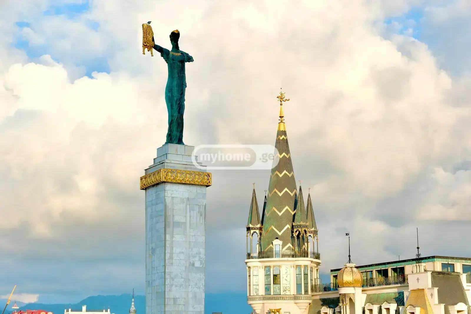 2-Room Apartment For Daily Rent In Batumi, Memed Abashidze St, 0, 95 M² — $115 Per Day view 11