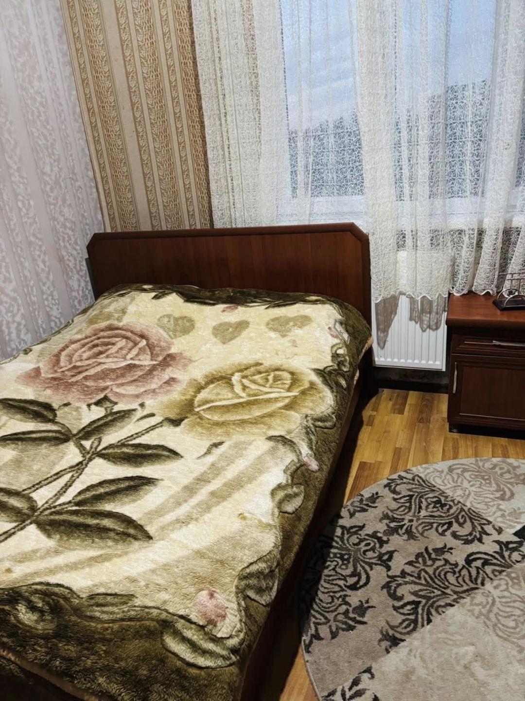5-Room House For Rent In Batumi, Iusup Paghava St, 63 view 3