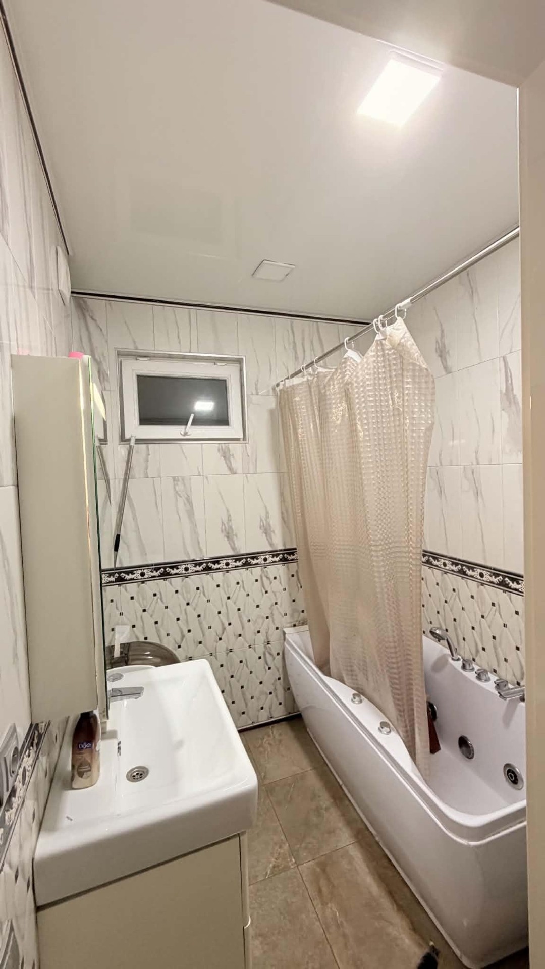 3-Room Apartment For Rent In Batumi, Shalva Inasaridze St, 7a view 8
