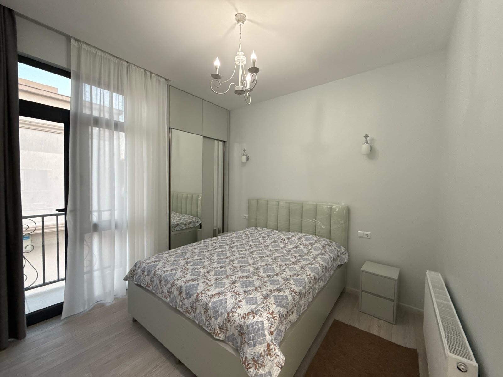 5-Room House For Rent In Batumi, Fridon Khalvashi Ave, 1 view 9