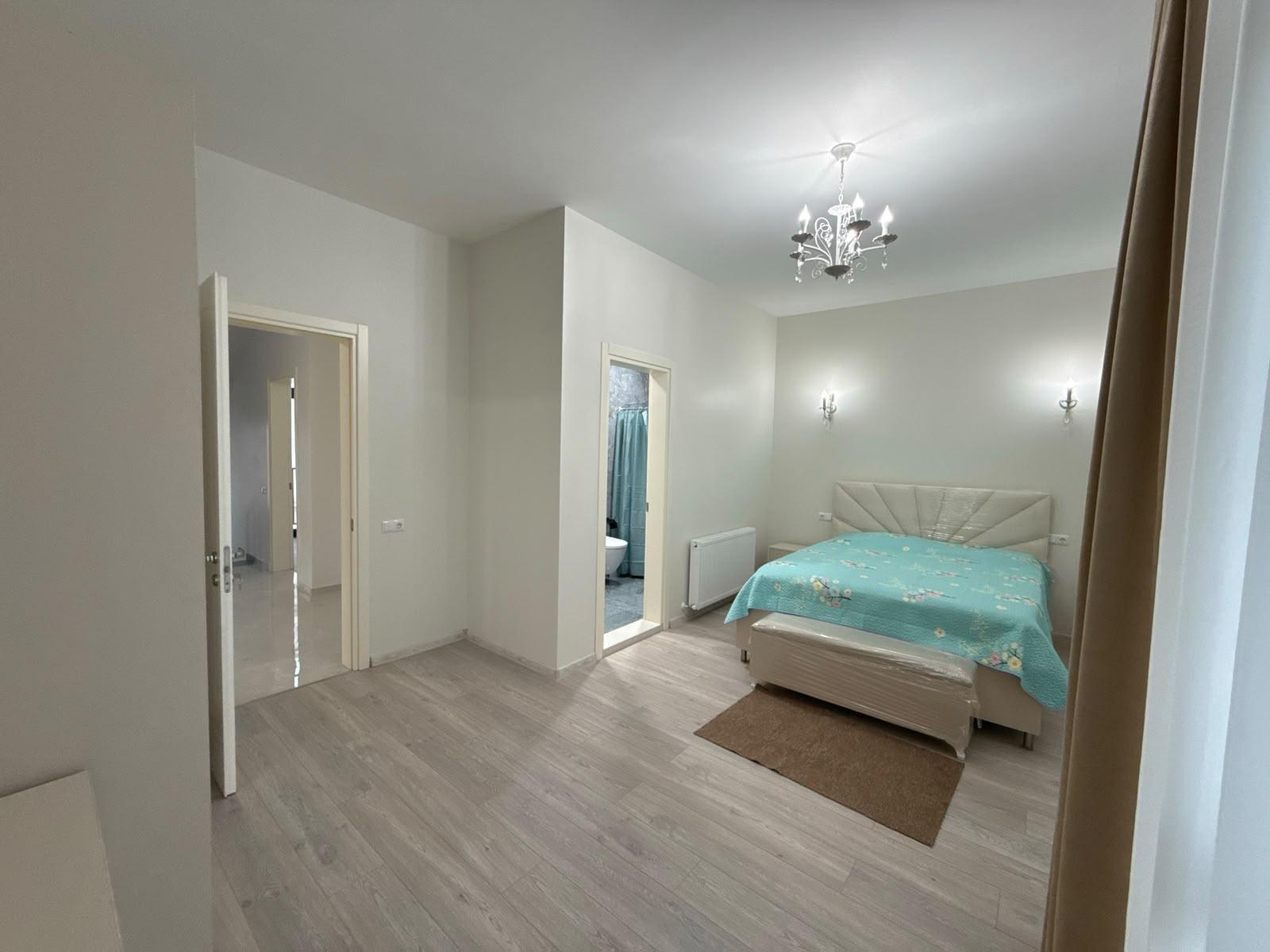 5-Room House For Rent In Batumi, Fridon Khalvashi Ave, 1 view 12