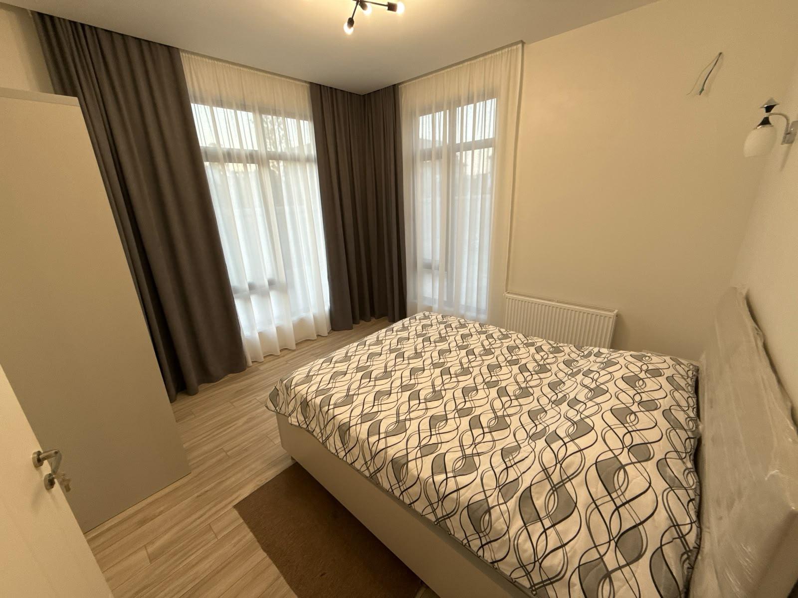 5-Room House For Rent In Batumi, Fridon Khalvashi Ave, 1 view 10