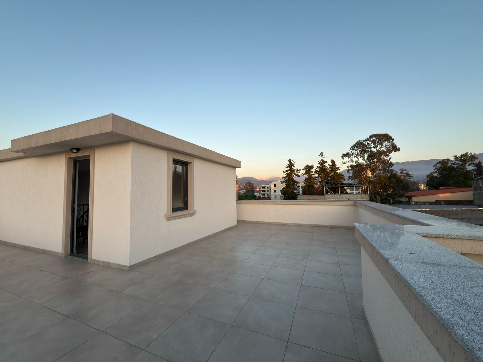 5-Room House For Rent In Batumi, Fridon Khalvashi Ave, 1 view 20