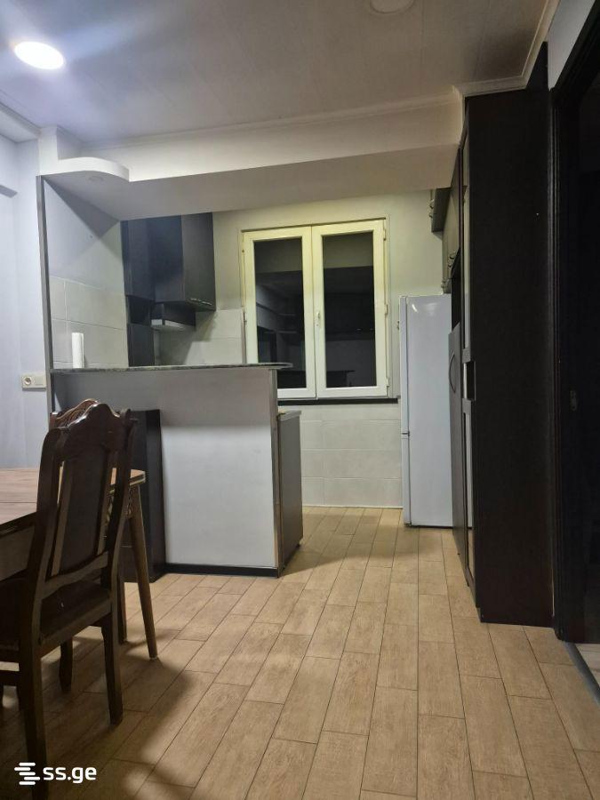 2-Zimmer-Wohnung, Dighomi Massive 4th Block