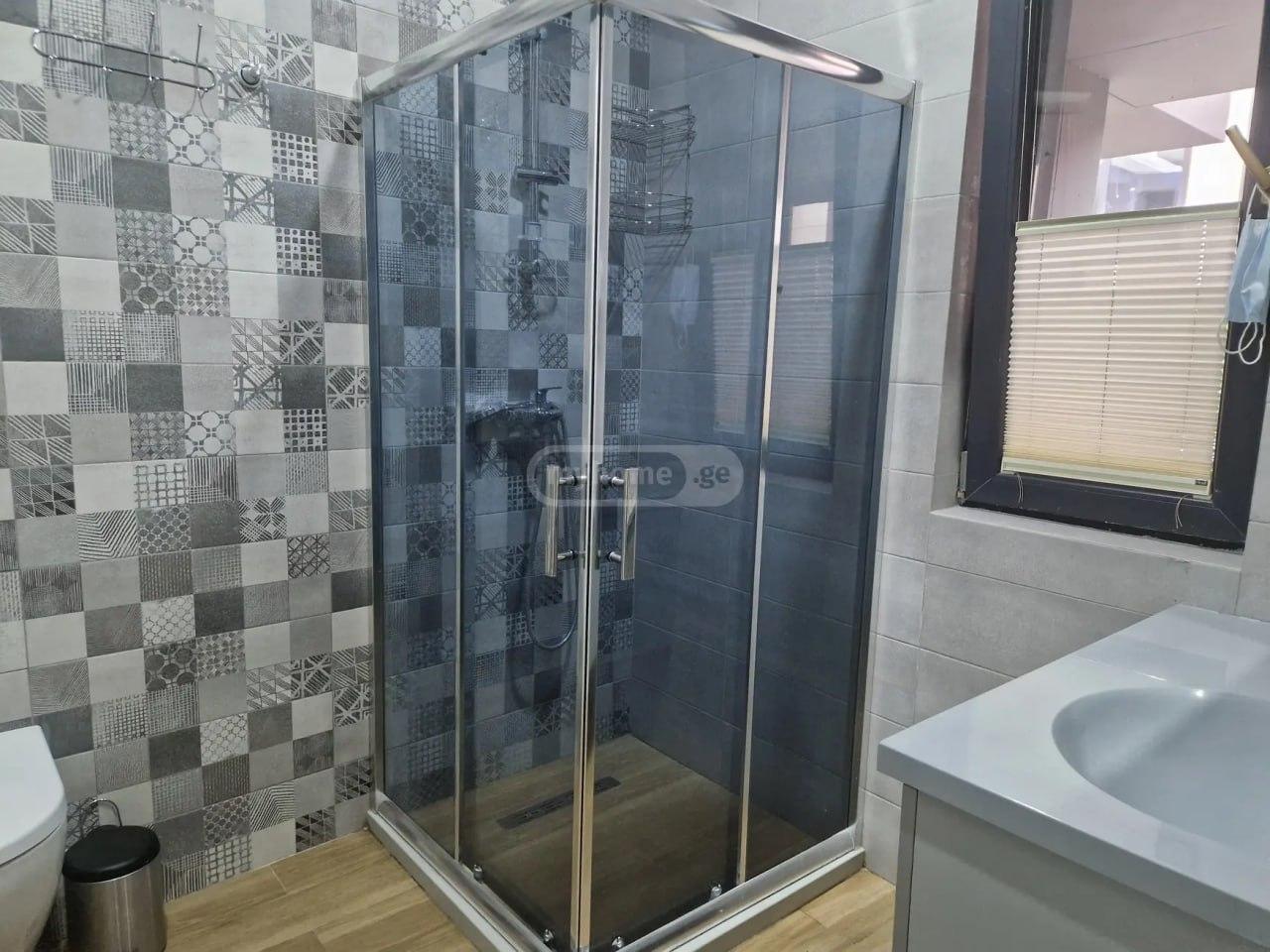 4-Room House For Rent In Batumi, ул. Нина Нежарадзе , 2 view 8