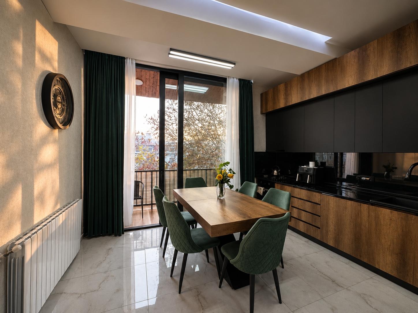 Tevdore Mghvdeli St, 3/32: 6-Room, 210.0 M² | Korter.Ge view 2