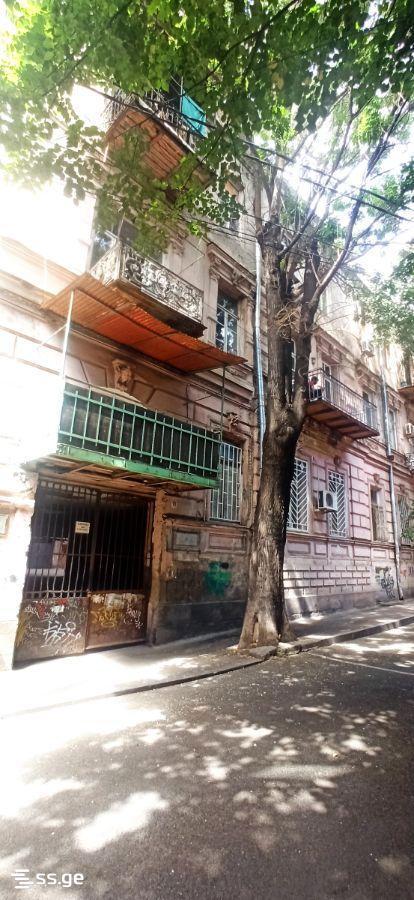1-room apartment, Sololaki