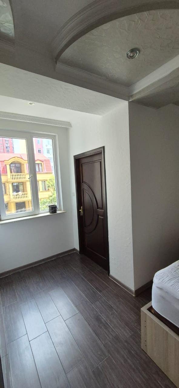 3-Room Apartment For Rent In Batumi, Mikhail Lermontov St, 31 view 8