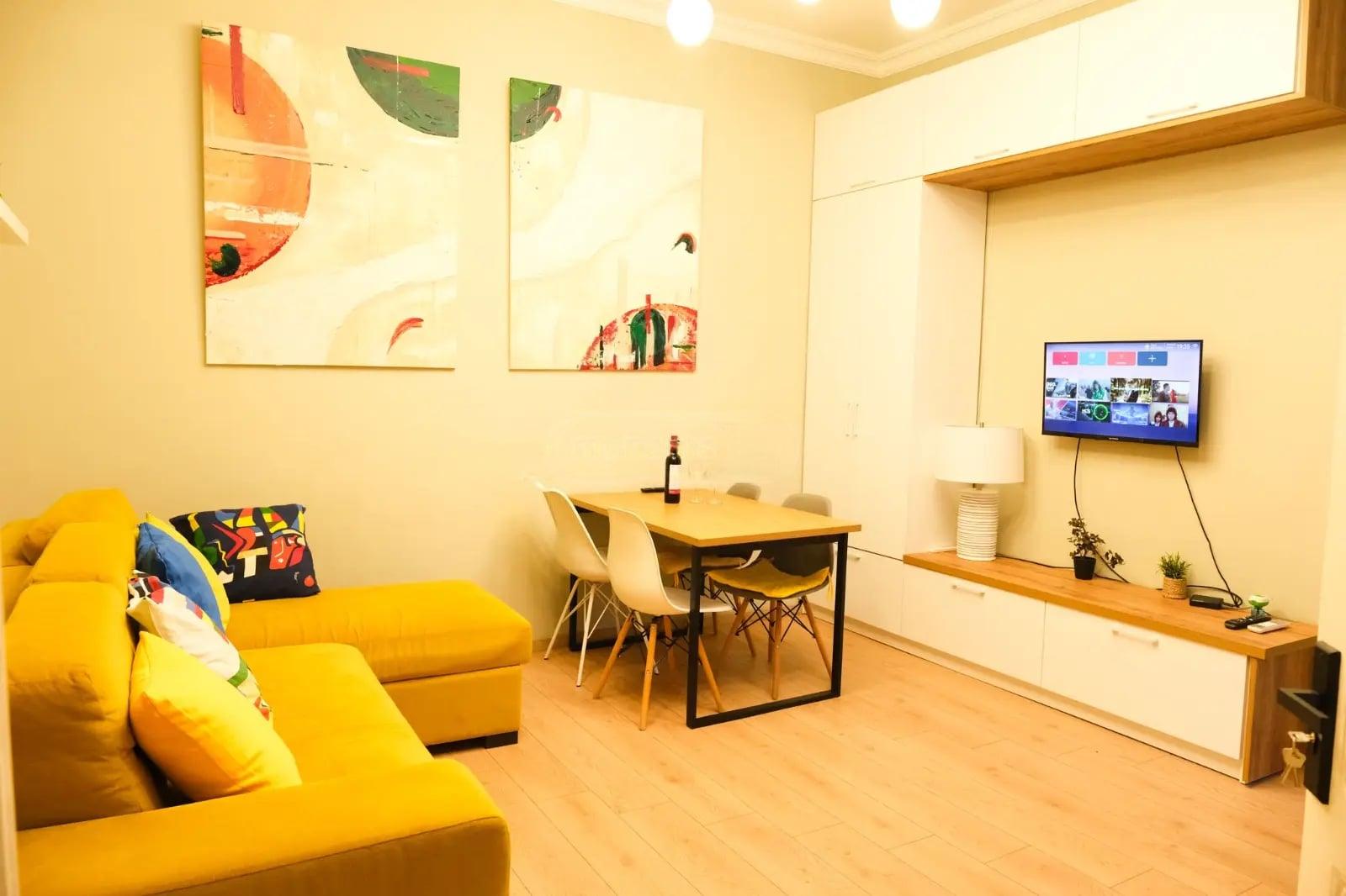 3-Room House In Batumi, Nodar Dumbadze St, 8, 100 M², Is Available For Daily Rent For 370 ₾ view 1
